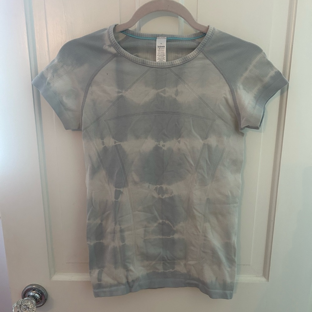 Ivviva grey and white size 14 top